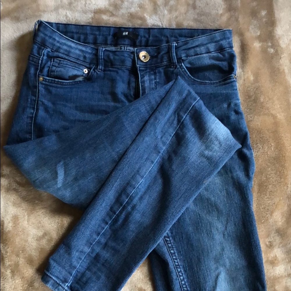 High waisted dark wash jeans